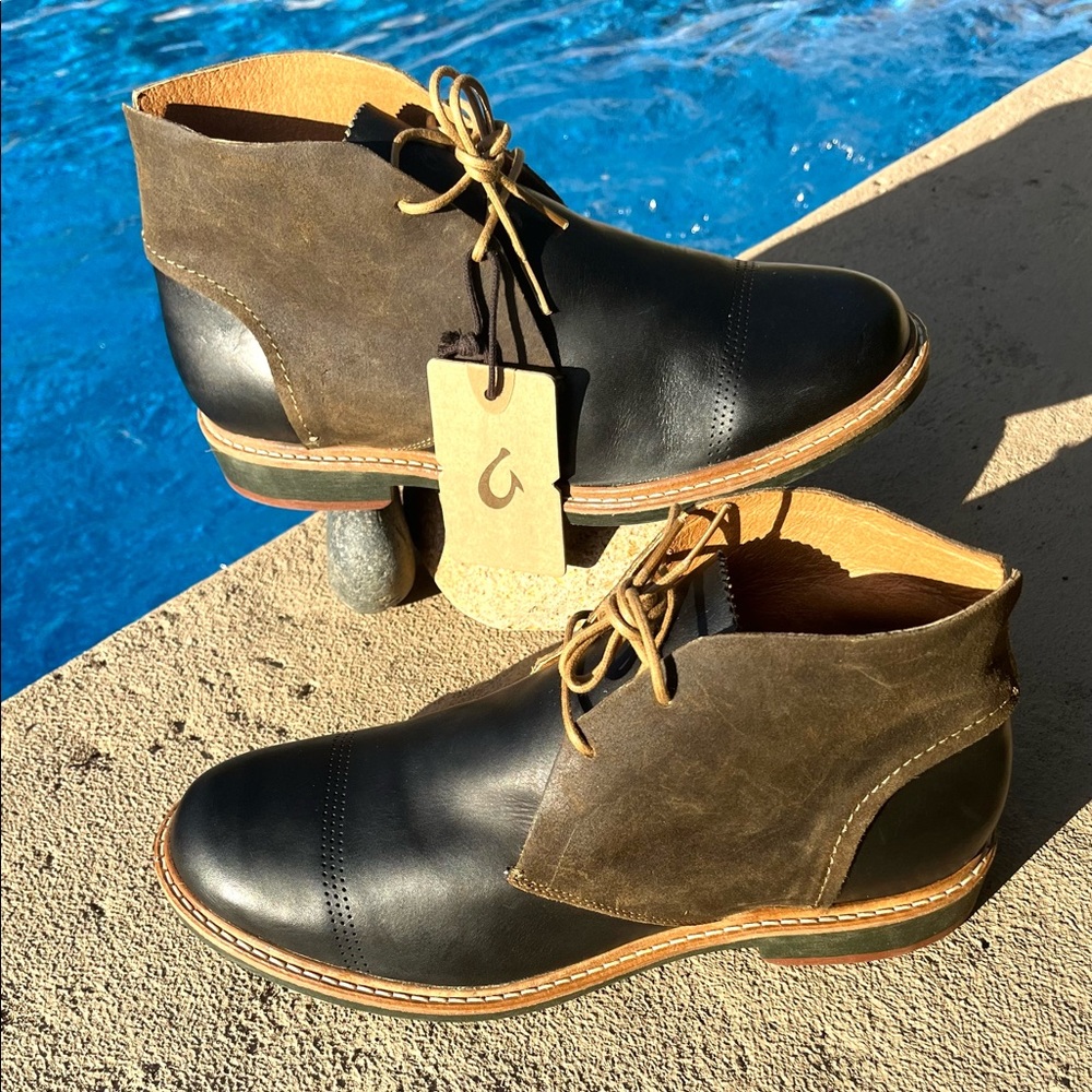 OluKai Two-Tone Leather Chukka Boots - Picture 4 of 16